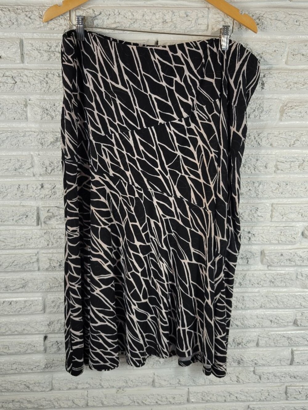 JM Collection‎ XXL Skirt Black White Animal Print Midi A-Line Plus Size ANI53E